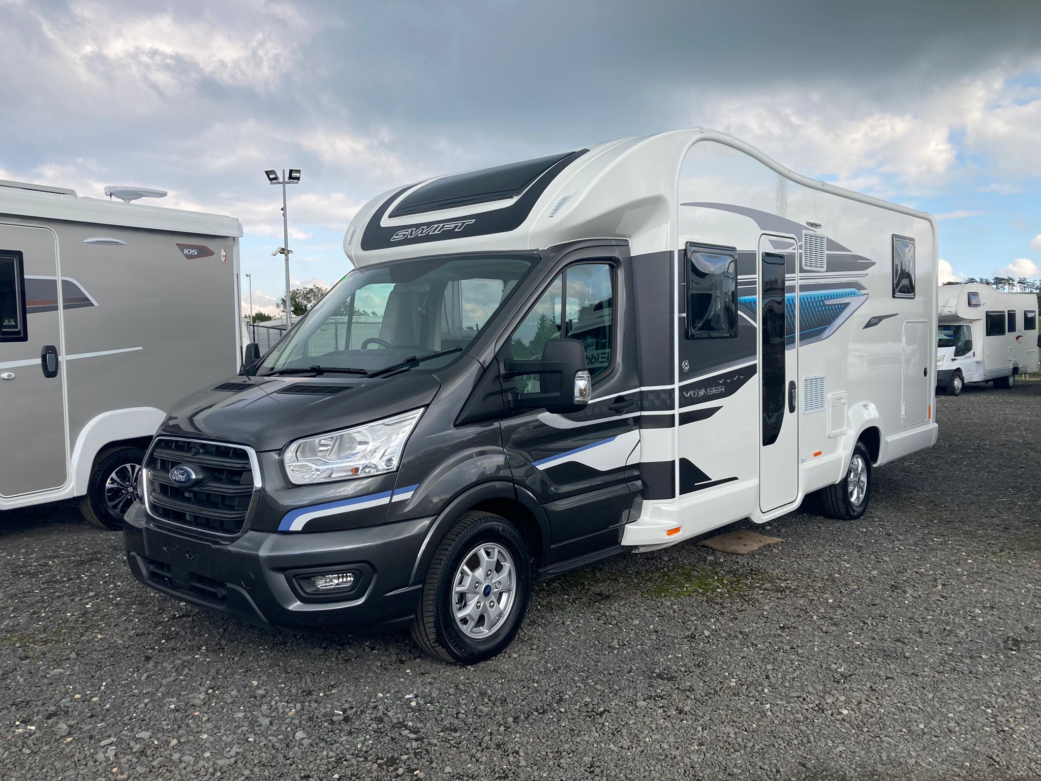 New Swift Voyager 584
